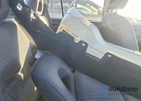 2004 Toyota Rav4 Base from USA, damaged, VIN JTEHD20VX46007616